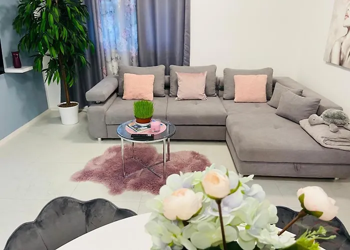 Alexandre Apartment
