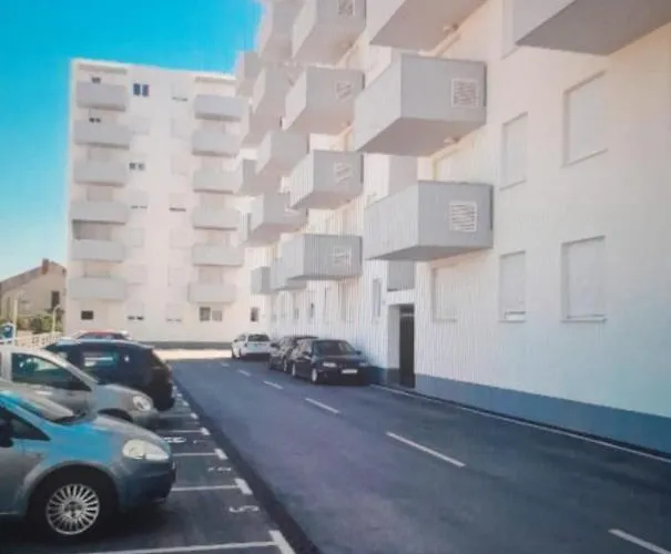 Alexandre Apartman Zára