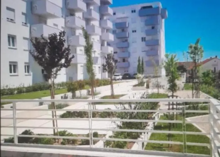 Апартаменты Alexandre Задар